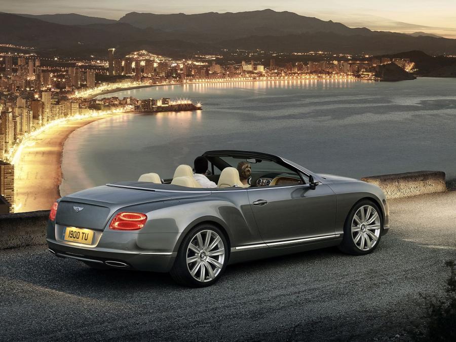  Bentley Continental GTC 2011 года  (фото 158 из 167)